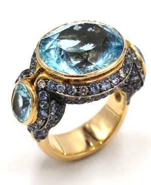 18K Rose Gold and 21.34 Carat Blue Topaz Ring