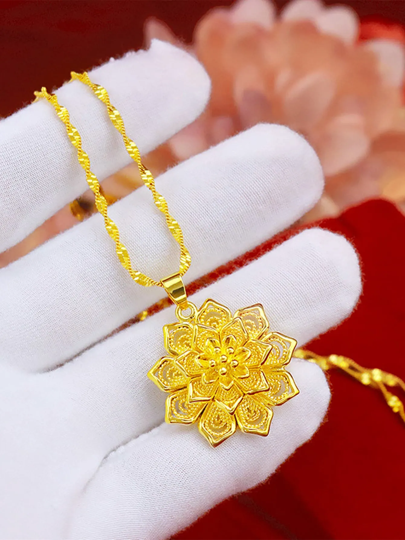 Gold-tone Flower Charm Necklace Dainty Necklace Elegant Jewelry Creative