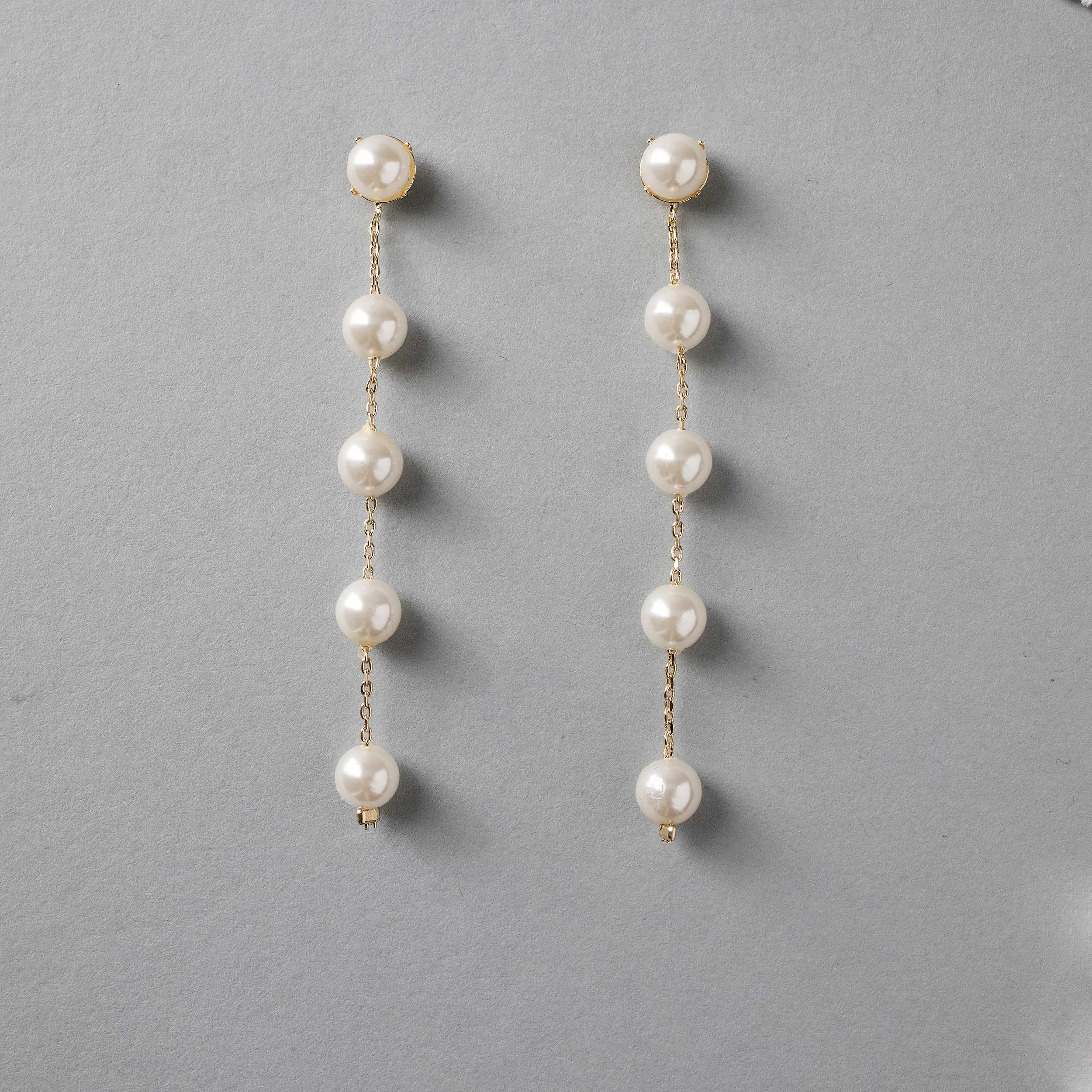 Minimalist Pearl Dangel Earrings