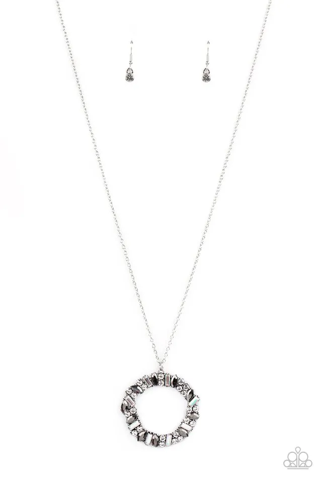 Paparazzi Necklace ~ Wreathed in Wealth - Silver