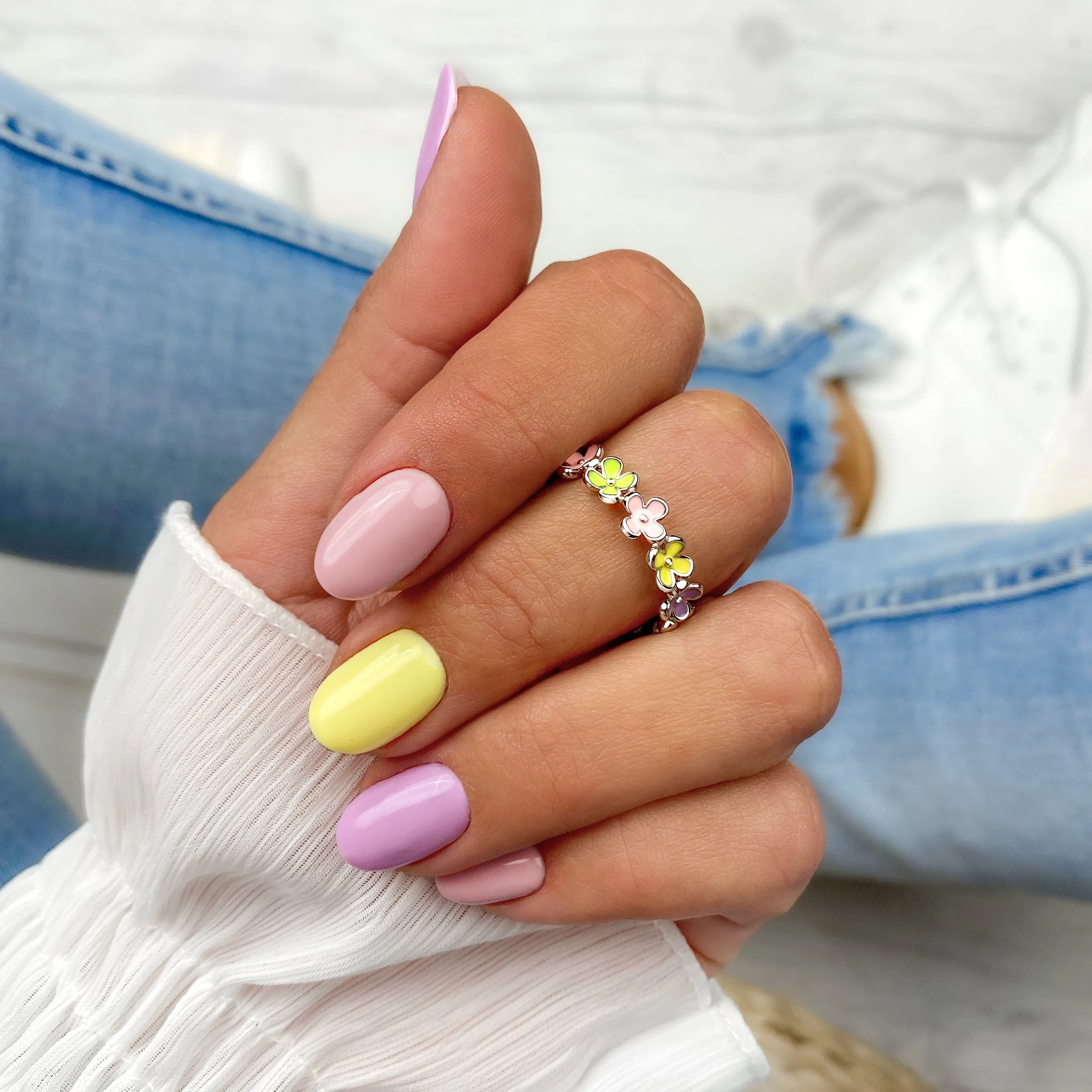 "Colorful Flowers" Ring