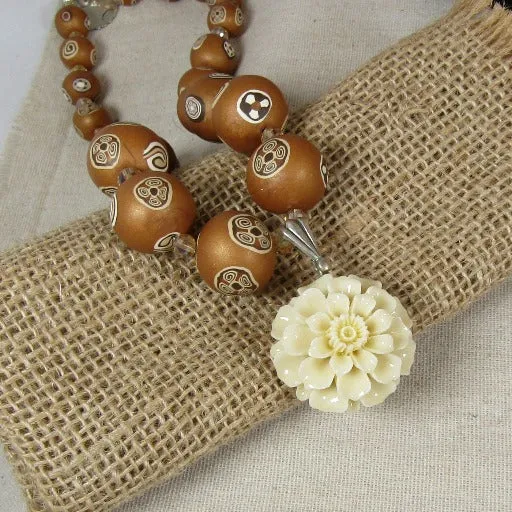 Samunnat Handmade Bead Necklace with Flower Pendant