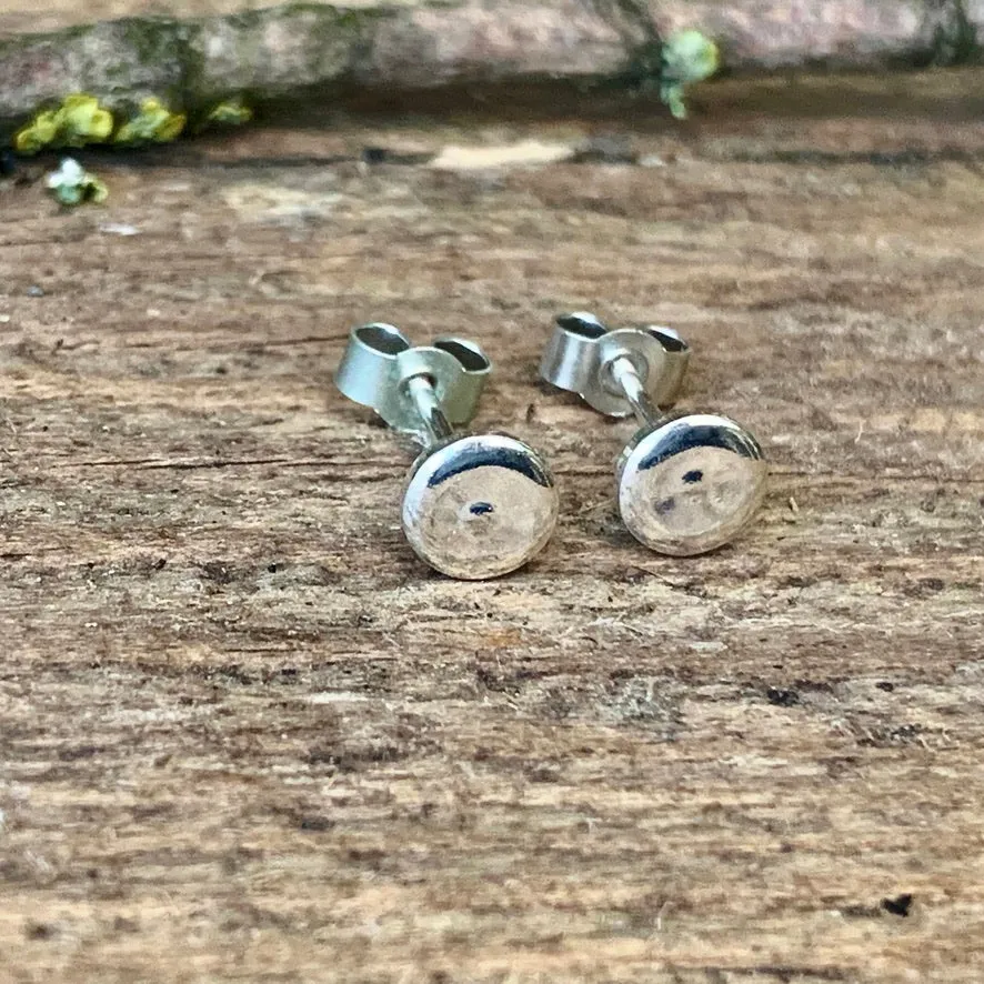 Silver delicate dot stud earrings