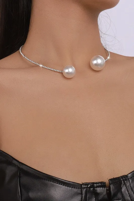 Silver Elegant Big Pearls Collar Necklace