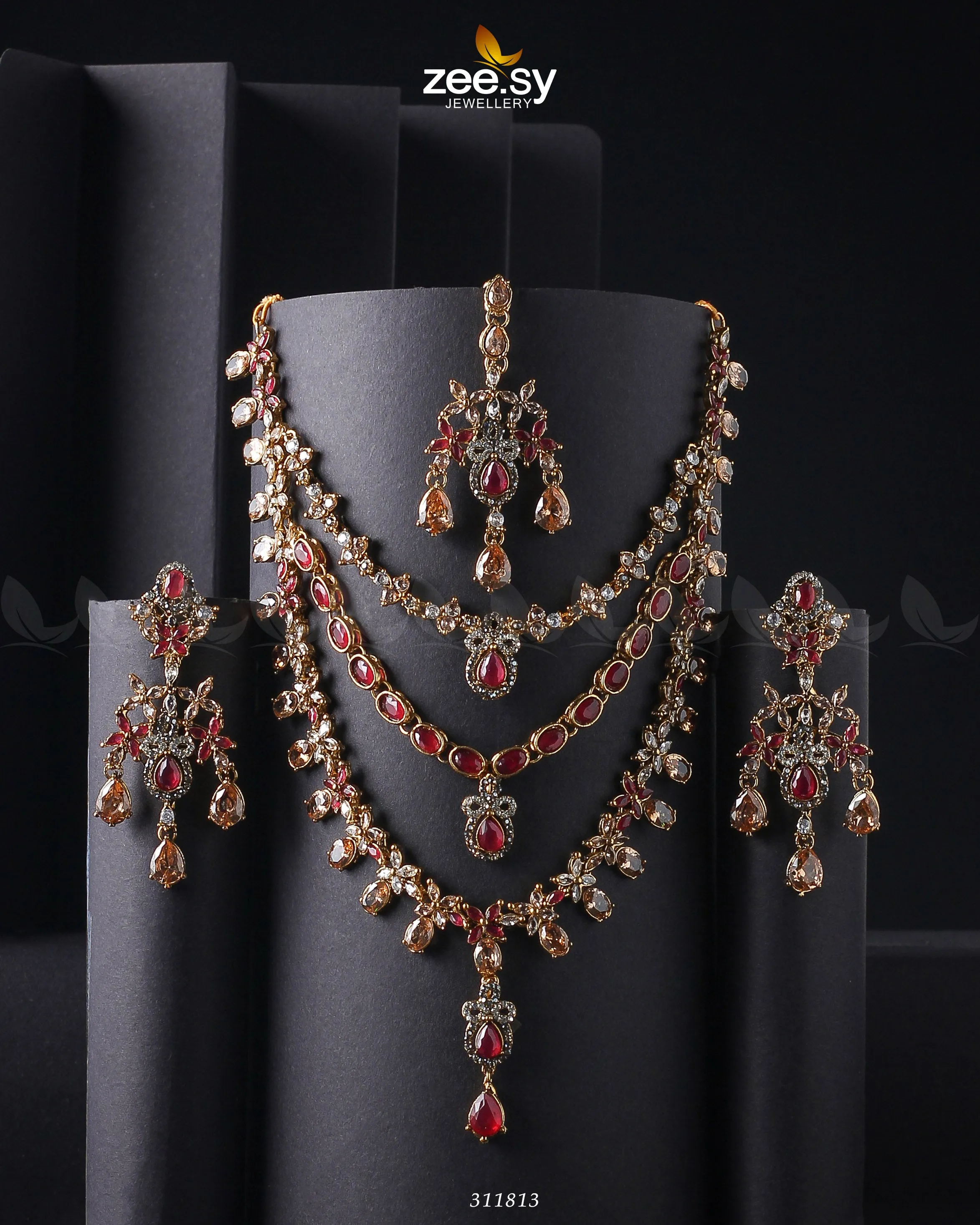 Sonya's Necklace Set