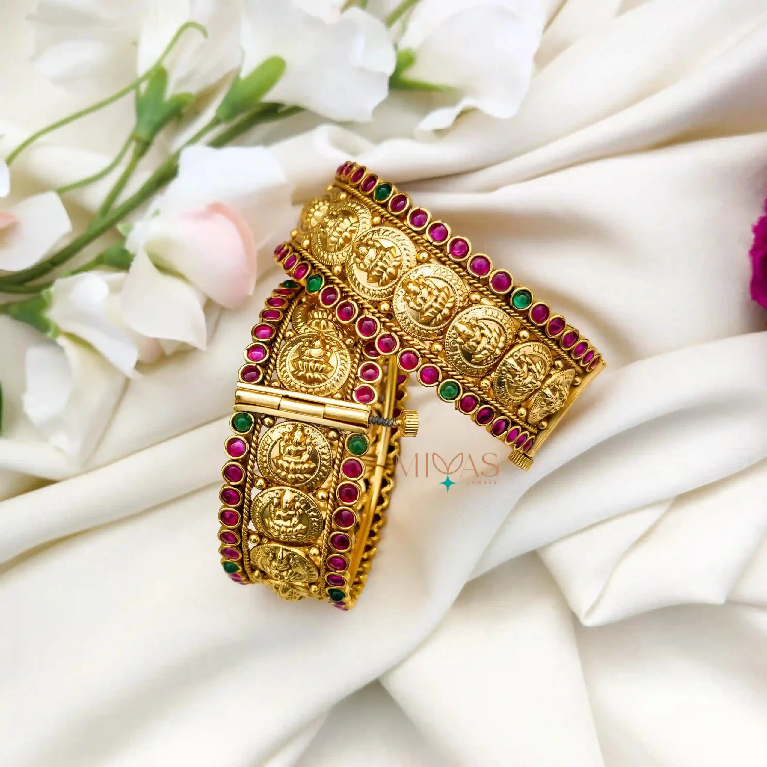 Trendy Lakshmi Coin Bangles